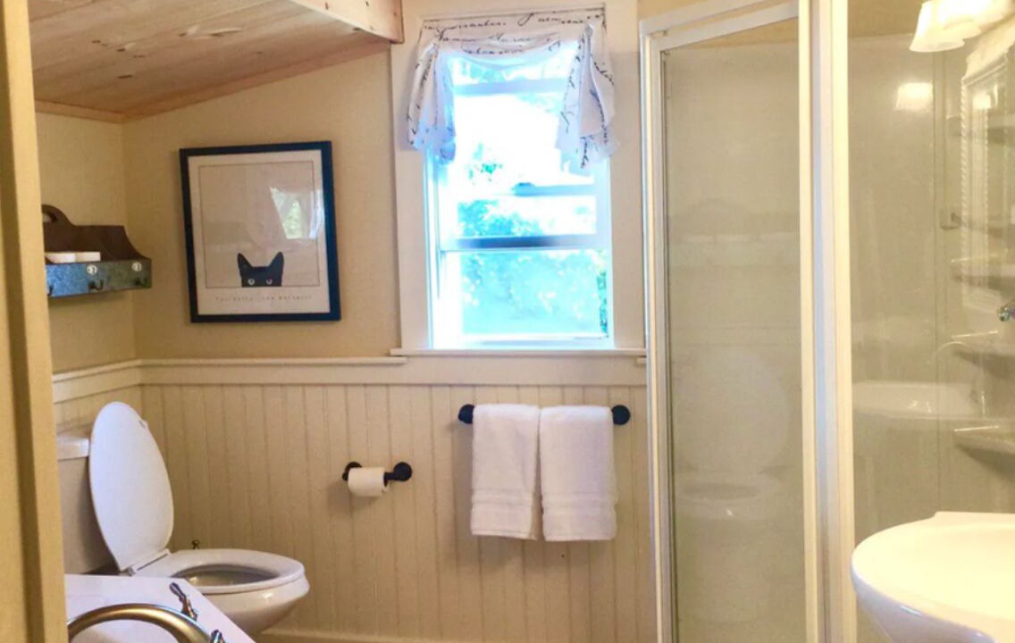 Photo of Bathroom in Rimmon Heights
