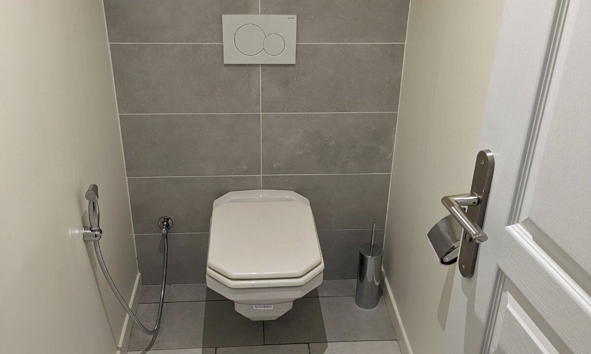 Photo of Bathroom in Lachapelle-sous-Gerberoy