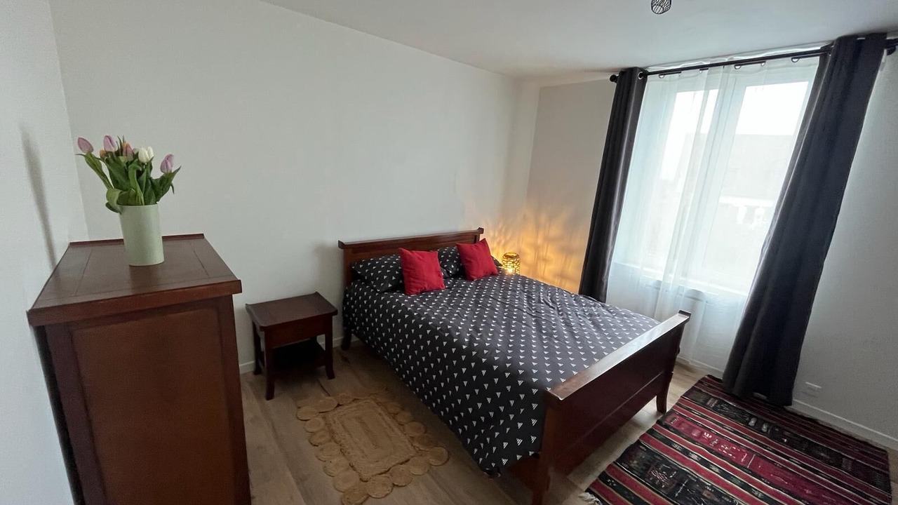 Photo of Bedroom in Lachapelle-sous-Gerberoy