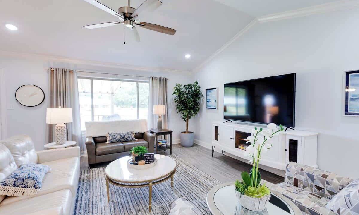 Photo of Livingroom in Longview