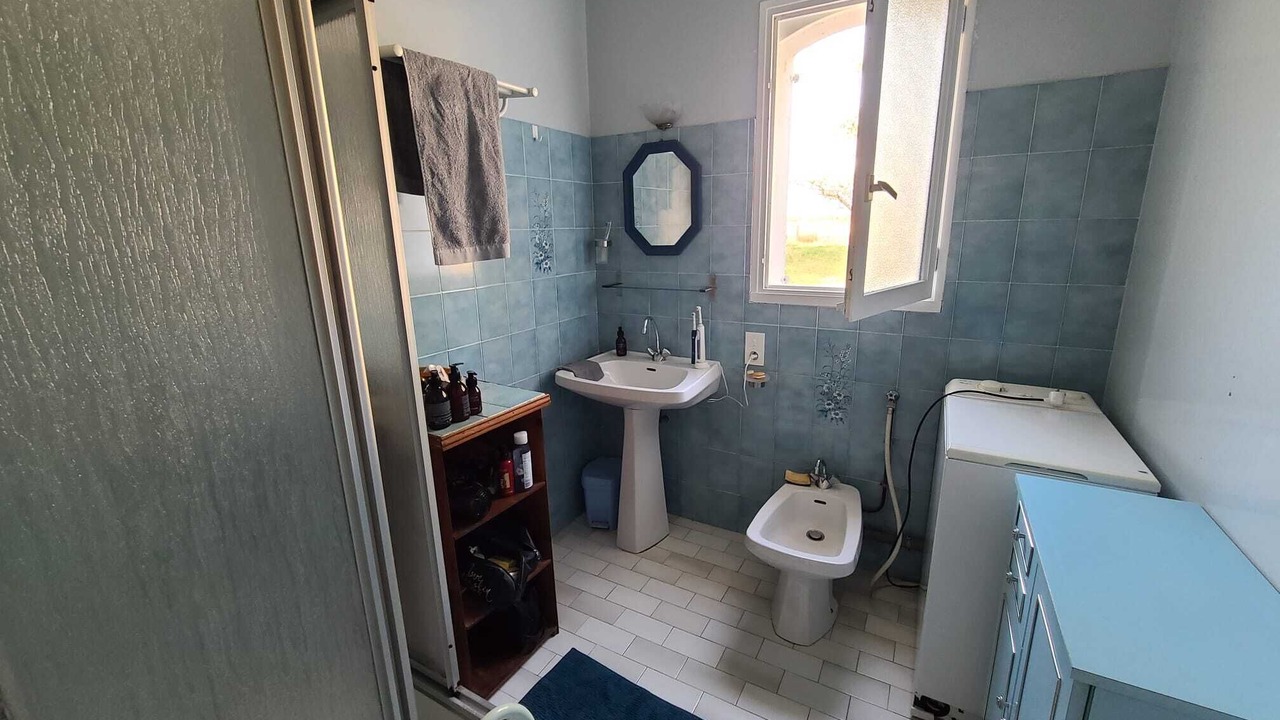 Photo of Bathroom in Saint-Vincent-sur-Jard