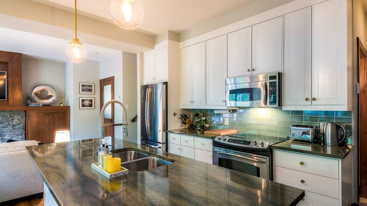 Photo of Kitchen in Versant Soleil