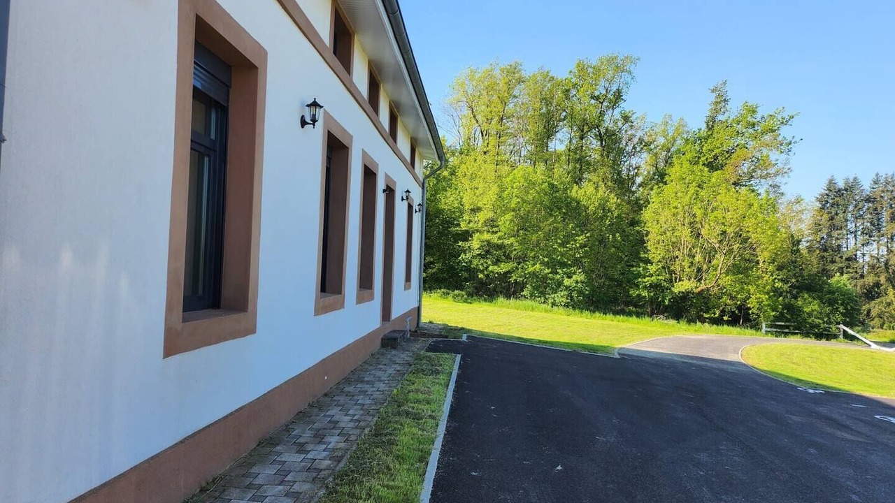 Photo of Outdoor in Bining