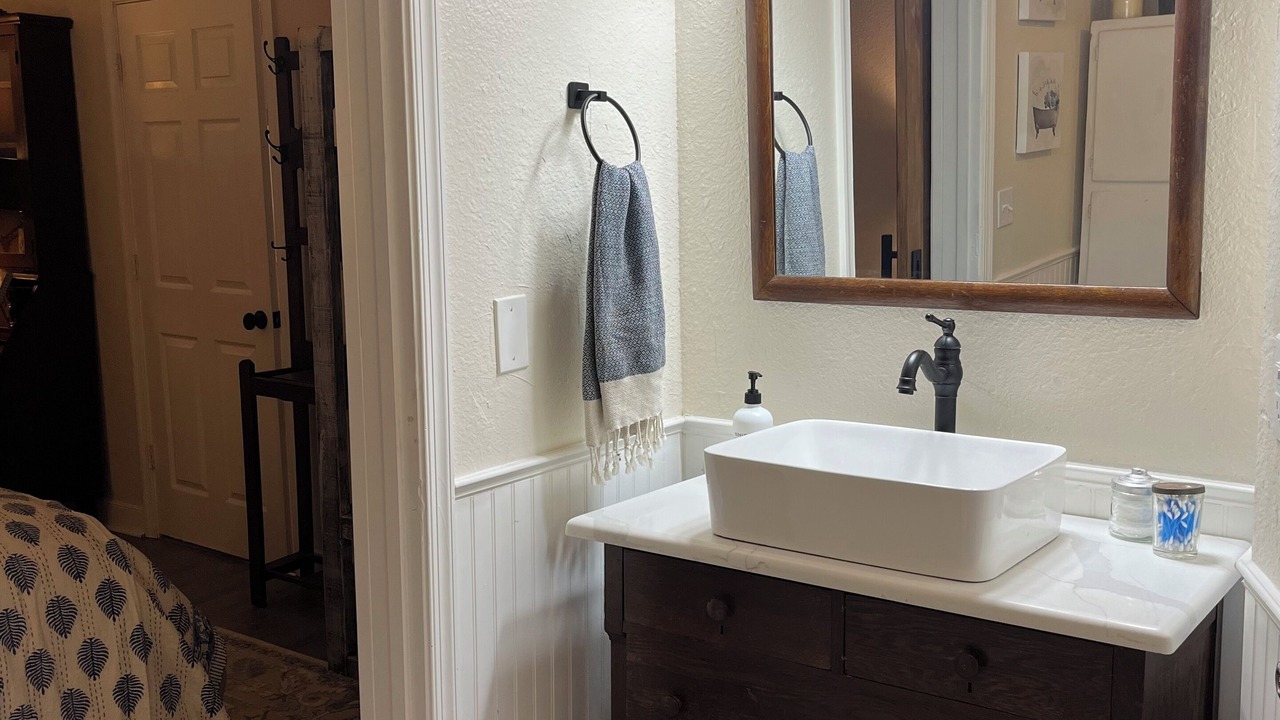 Photo of Bedroom in Denison