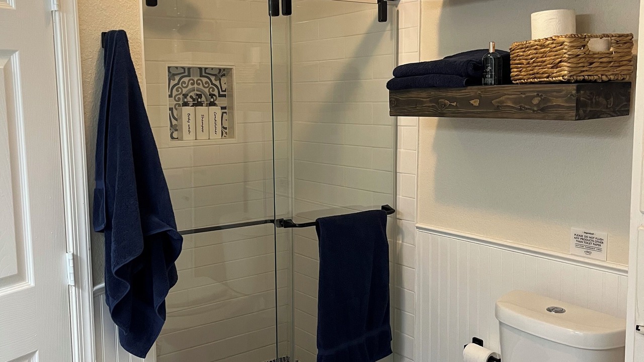Photo of Bathroom in Denison