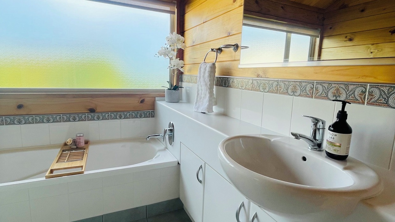 Photo of Bathroom in Normanby