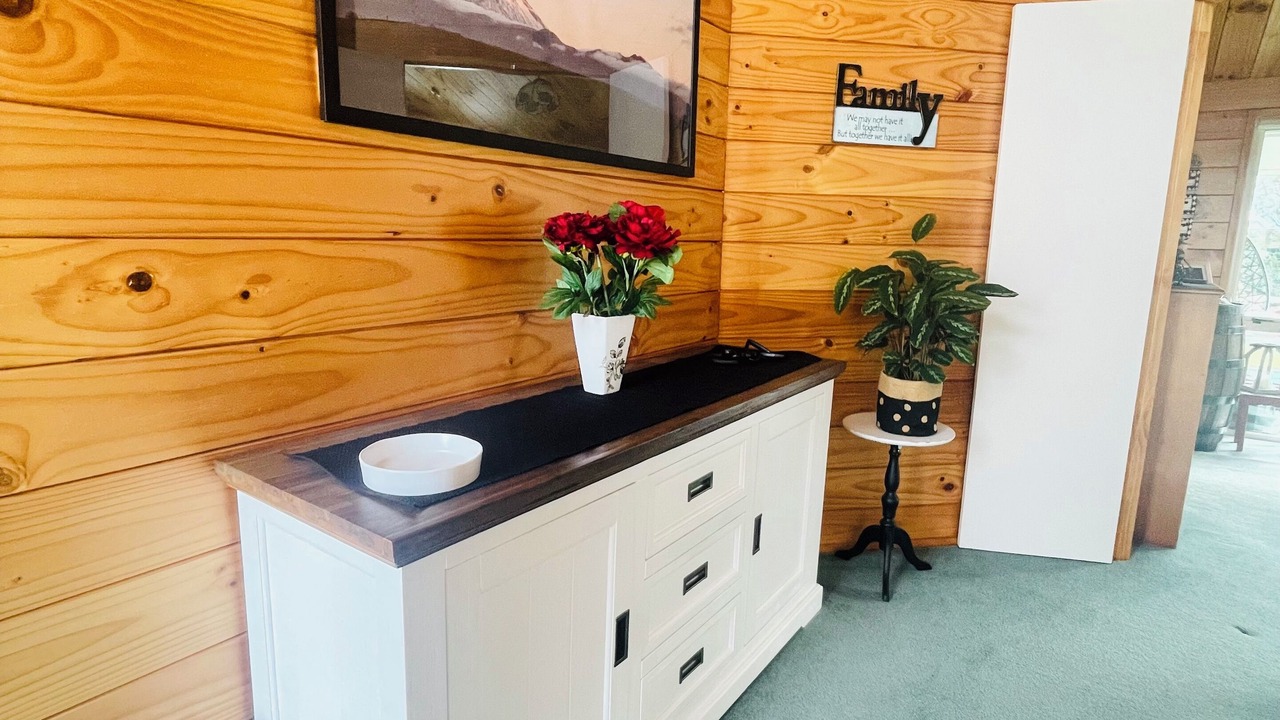 Photo of Others in Normanby