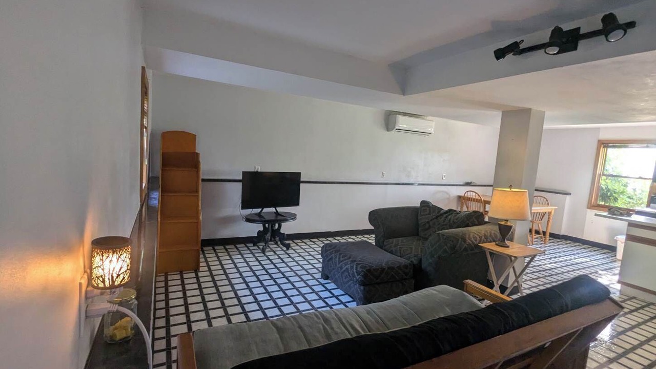 Photo of Livingroom in Newfield