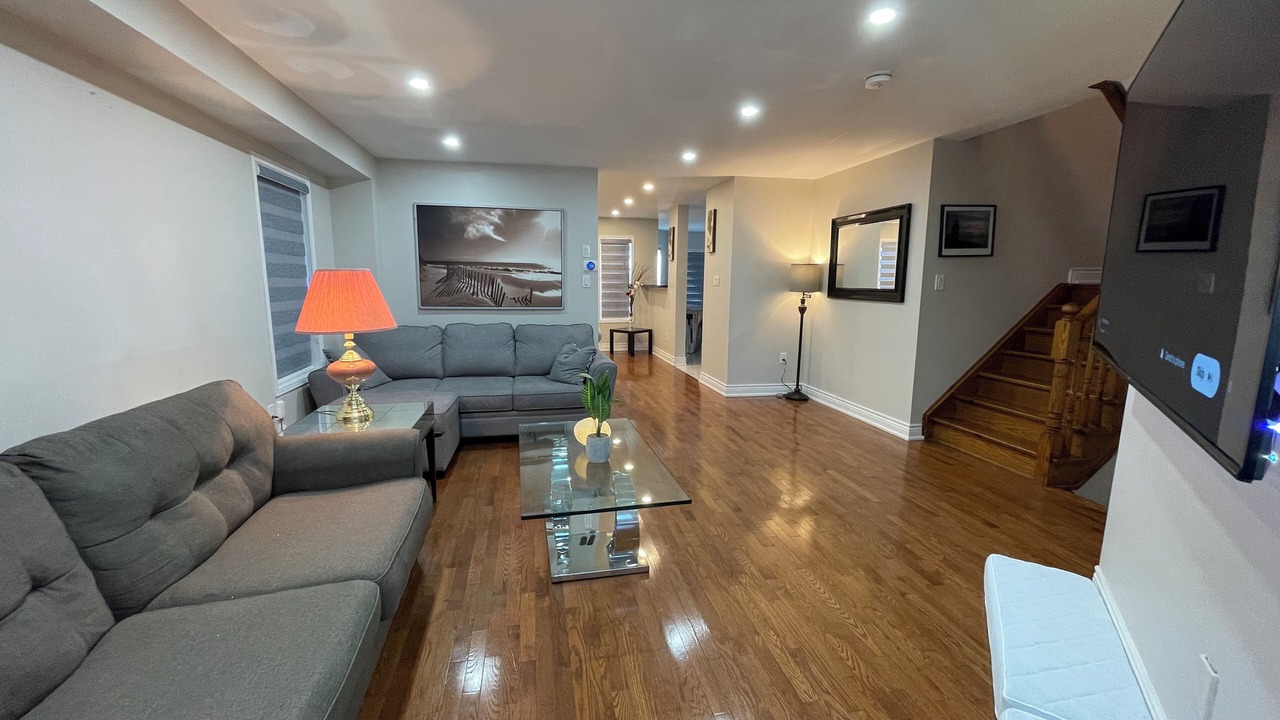 Photo of Livingroom in Whitby