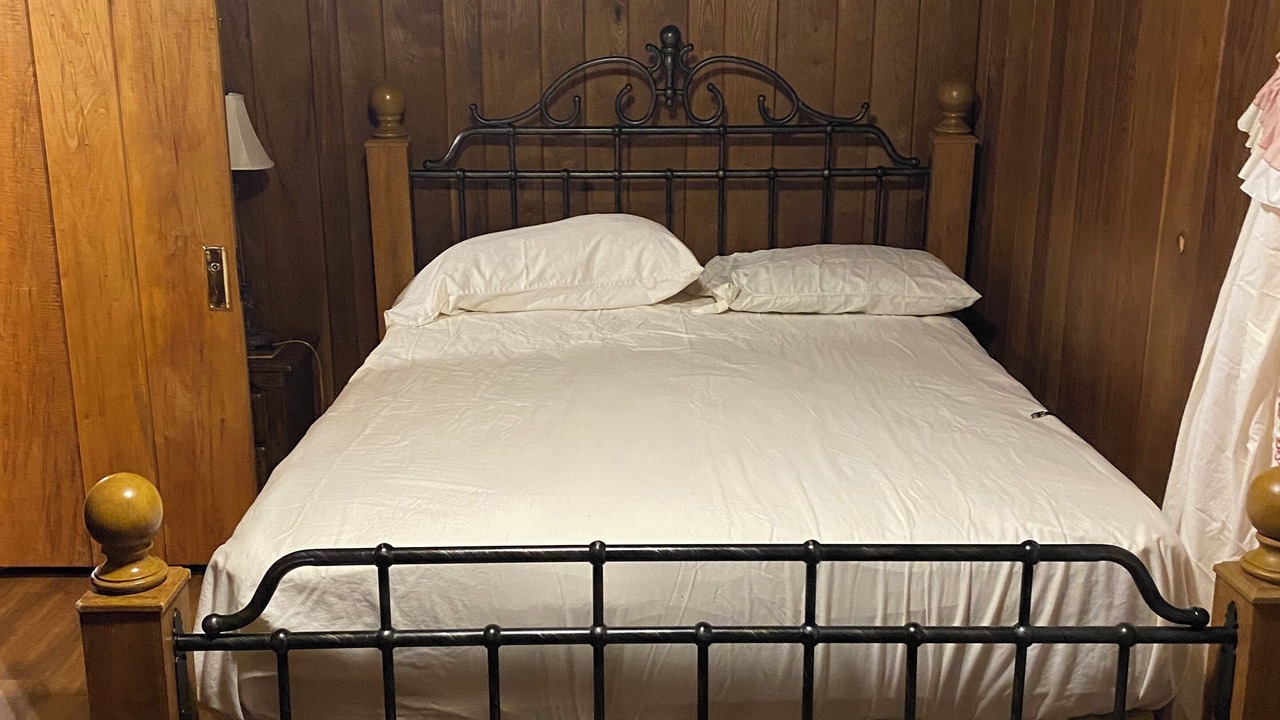 Photo of Bedroom in Kelso