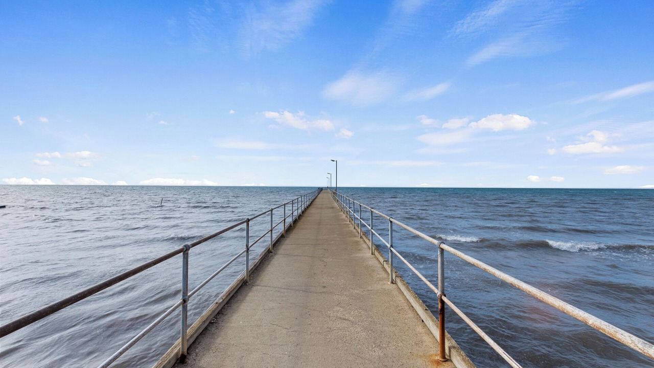 Photo of Others in Dalrymple