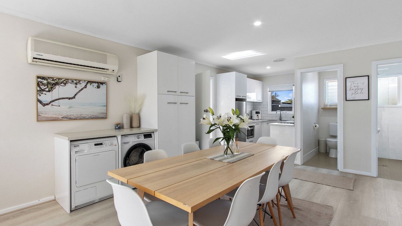 Photo of Others in Dalrymple