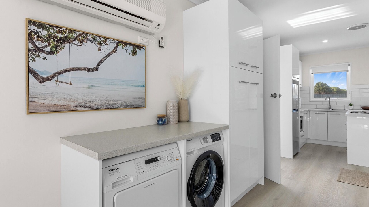 Photo of Others in Dalrymple