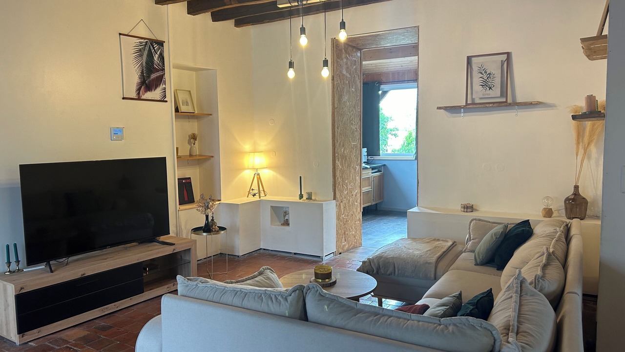 Photo of Livingroom in Aisy-sous-Thil