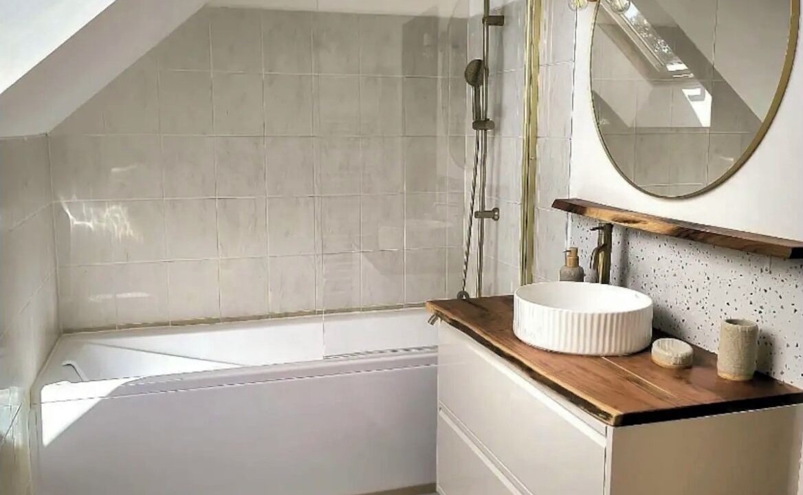 Photo of Bathroom in Aisy-sous-Thil