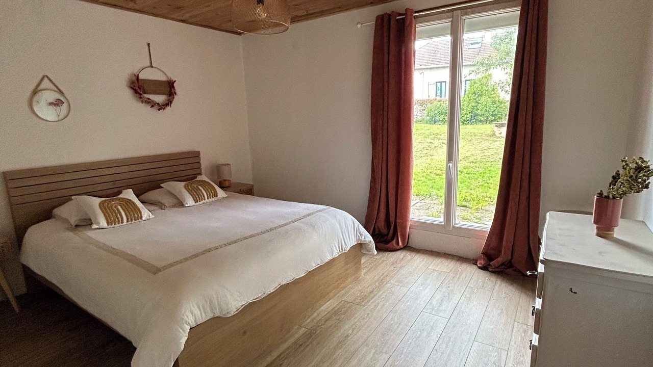 Photo of Bedroom in Aisy-sous-Thil