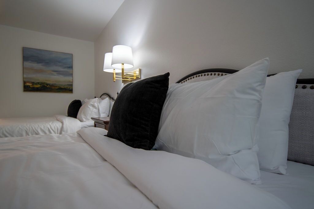 Photo of Bedroom in Eureka Springs Historic District