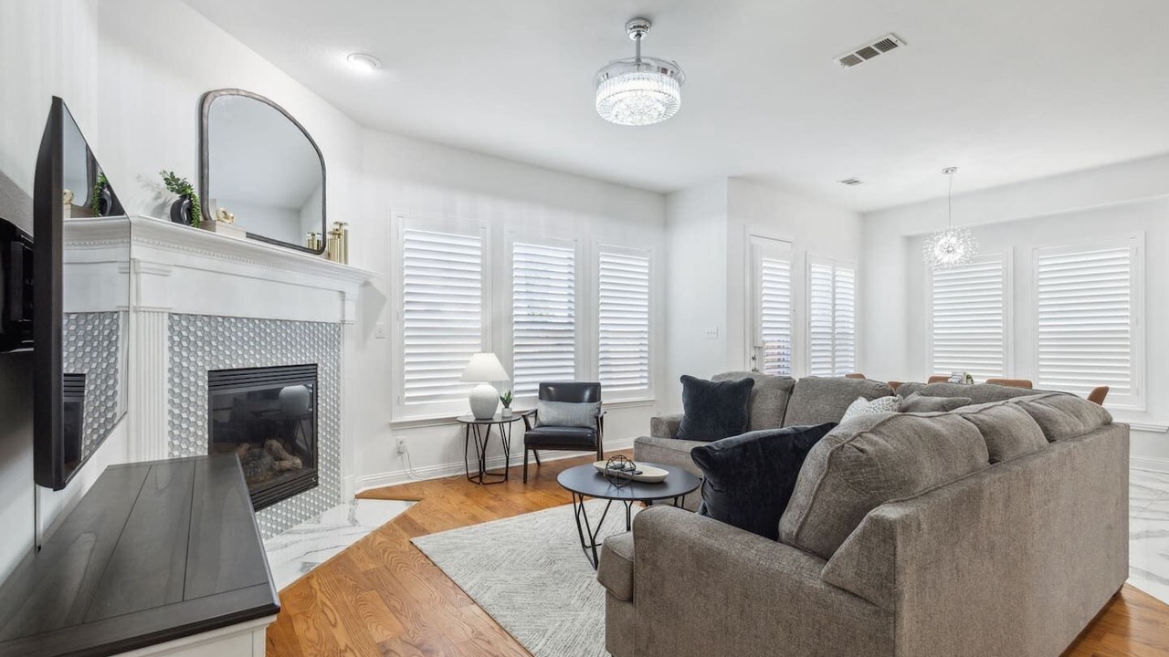 Photo of Livingroom in Richardson