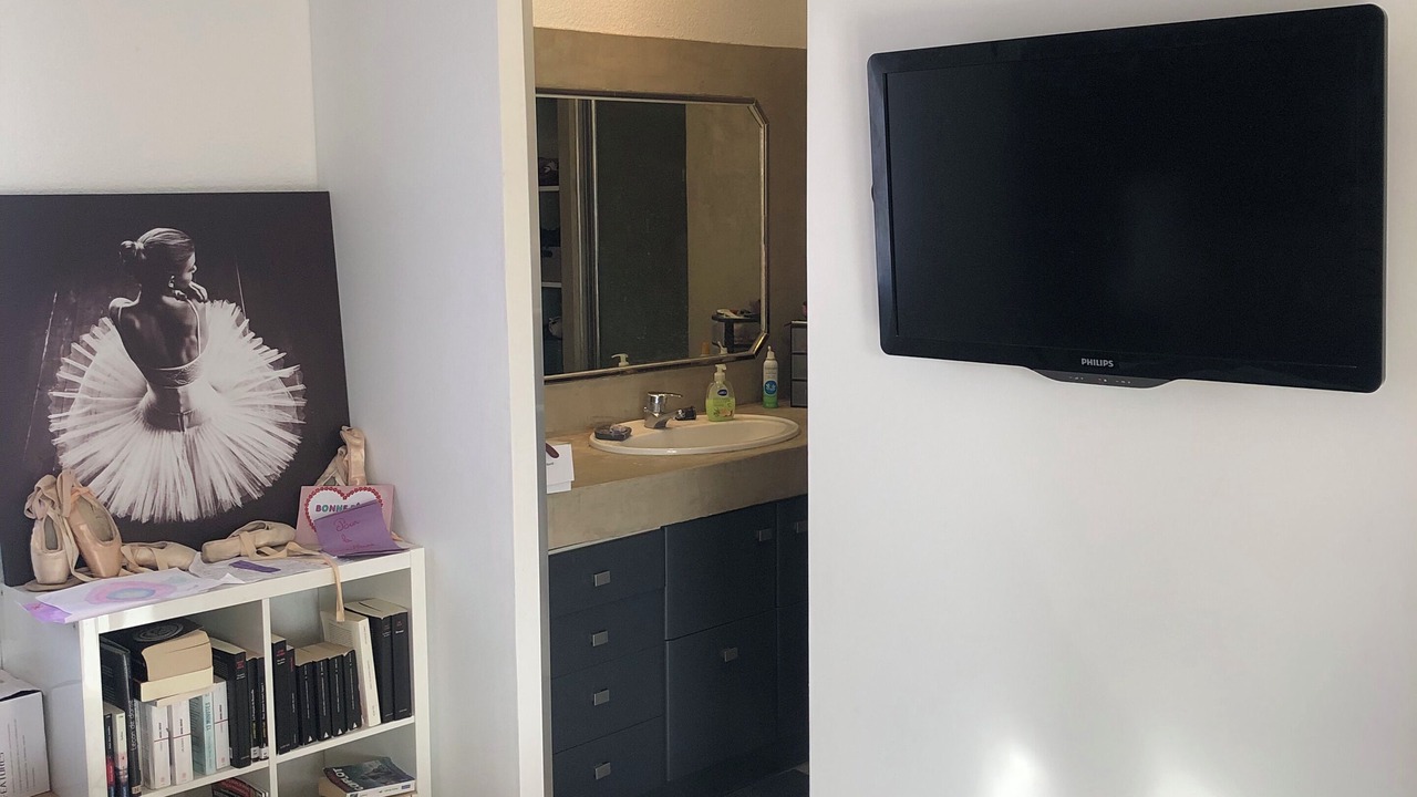 Photo of Bedroom in Montescot