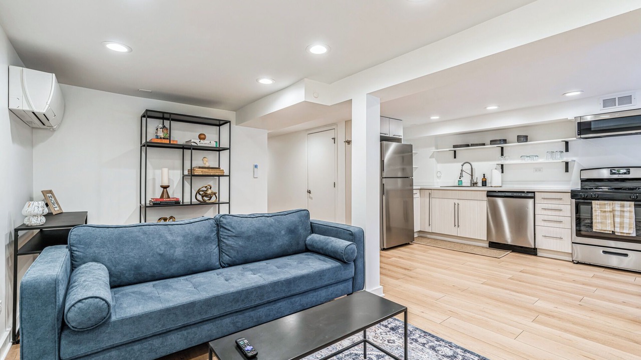 Photo of Livingroom in Logan Square