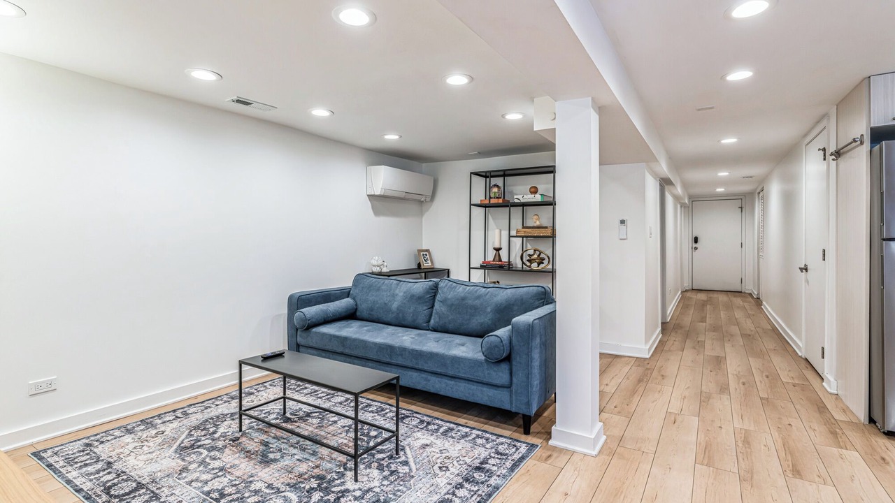 Photo of Livingroom in Logan Square