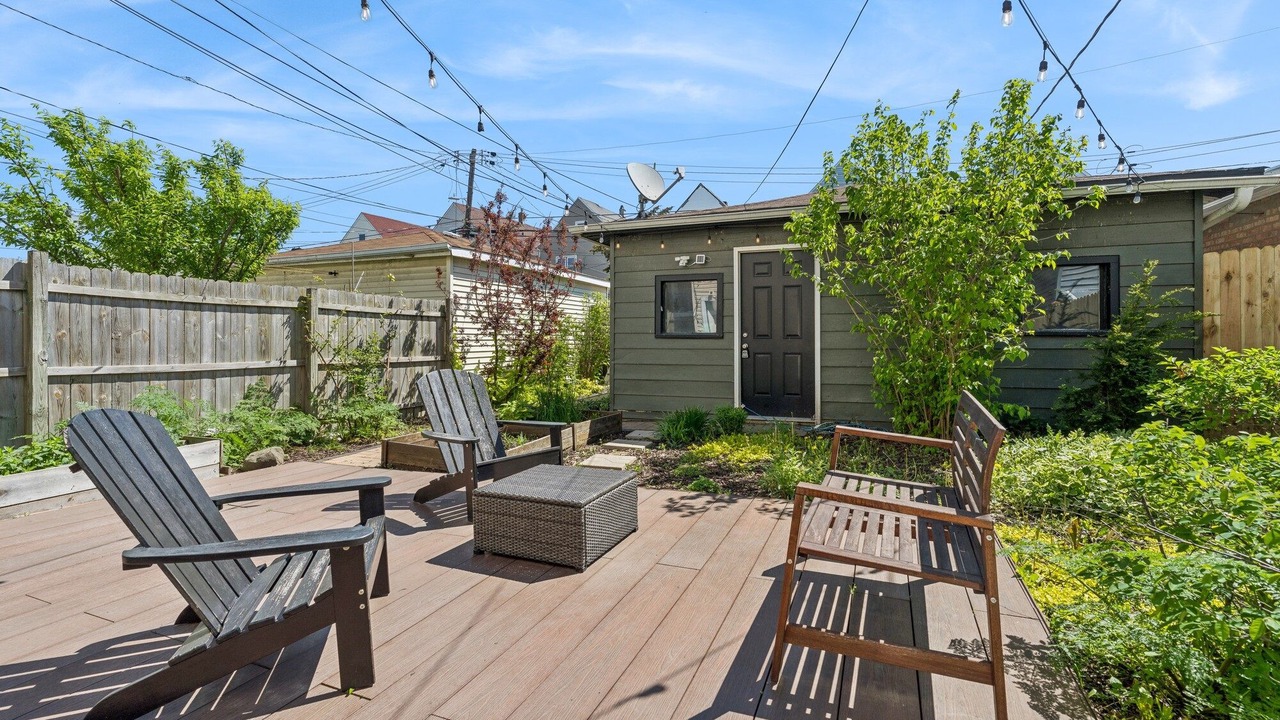 Photo of Patio Balcony in Logan Square