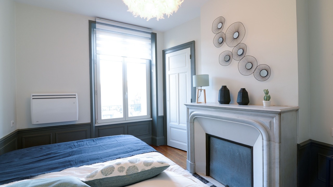 Photo of Bedroom in Saint Nicolas - Charles III - Ville vieille - Trois Maisons - Leopold