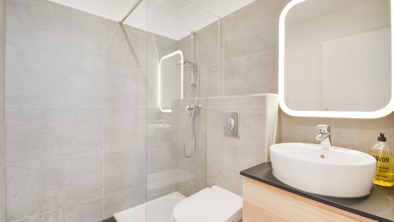 Photo of Bathroom in Saint Nicolas - Charles III - Ville vieille - Trois Maisons - Leopold