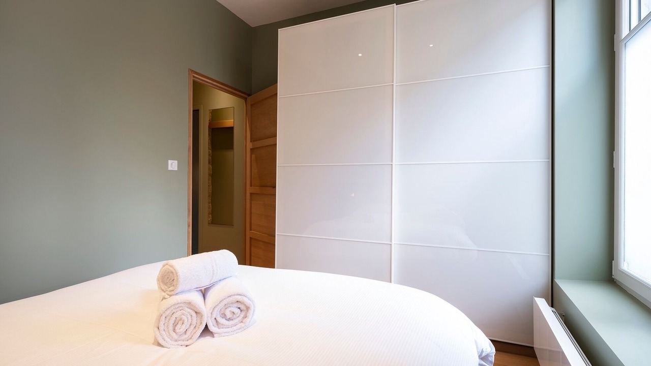 Photo of Bedroom in Saint Nicolas - Charles III - Ville vieille - Trois Maisons - Leopold