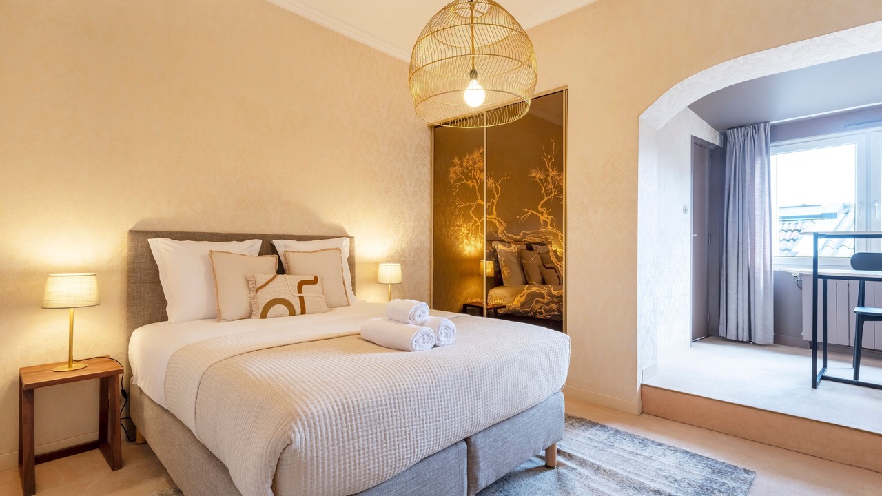 Photo of Bedroom in Saint Nicolas - Charles III - Ville vieille - Trois Maisons - Leopold