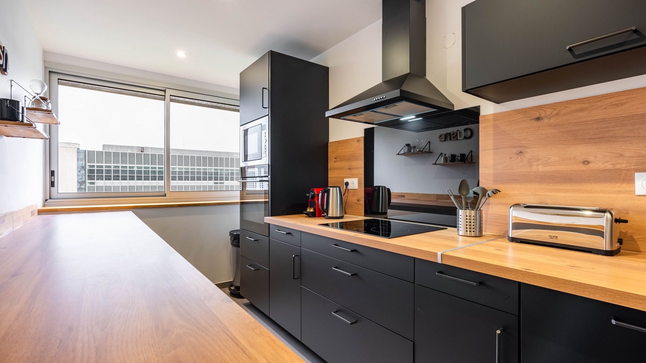Photo of Kitchen in Saint Nicolas - Charles III - Ville vieille - Trois Maisons - Leopold