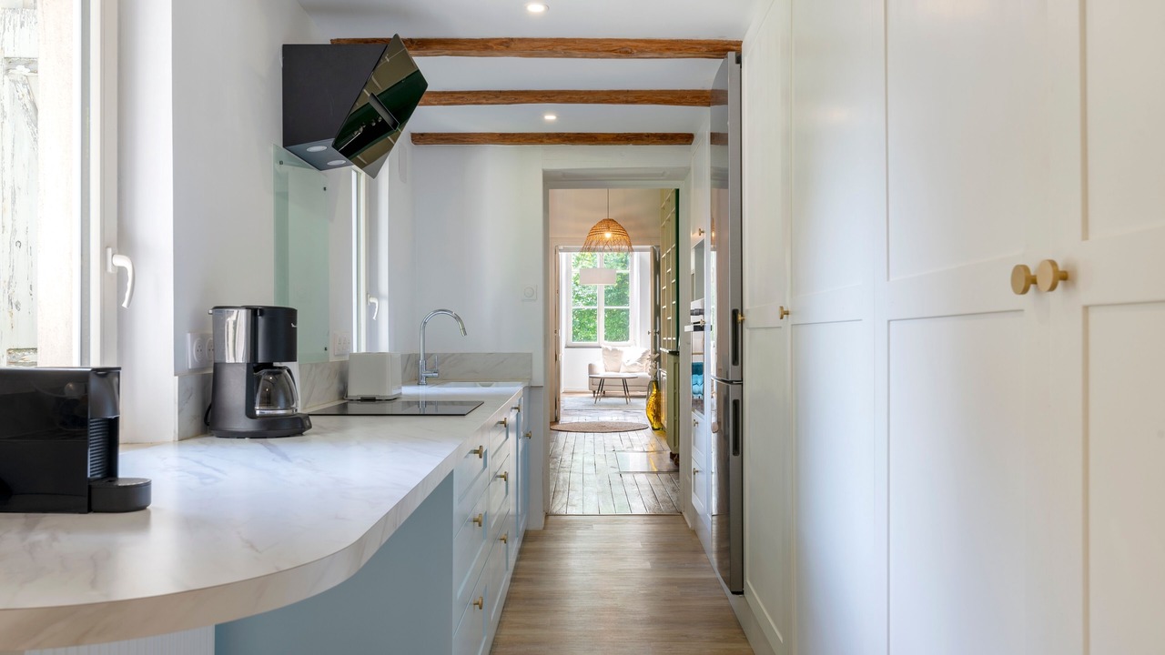 Photo of Kitchen in Saint Nicolas - Charles III - Ville vieille - Trois Maisons - Leopold