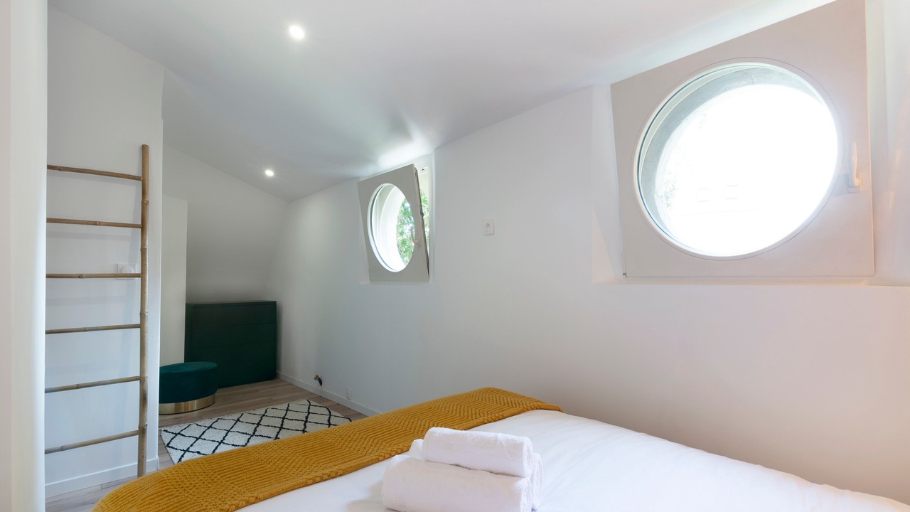 Photo of Bedroom in Saint Nicolas - Charles III - Ville vieille - Trois Maisons - Leopold