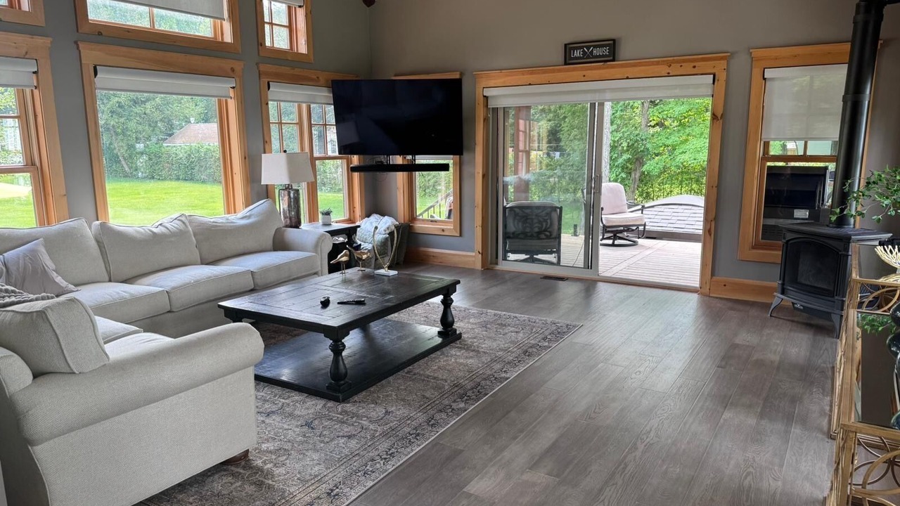 Photo of Livingroom in Brock