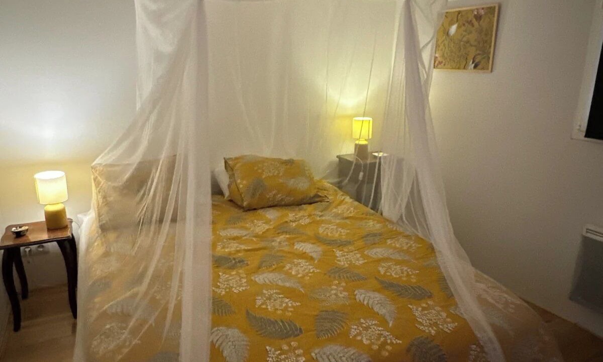 Photo of Bedroom in Mirabel-et-Blacons