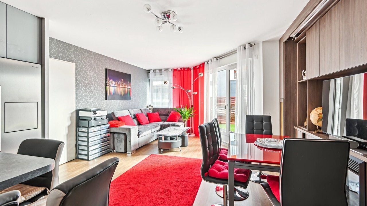 Photo of Livingroom in Saint-Ouen