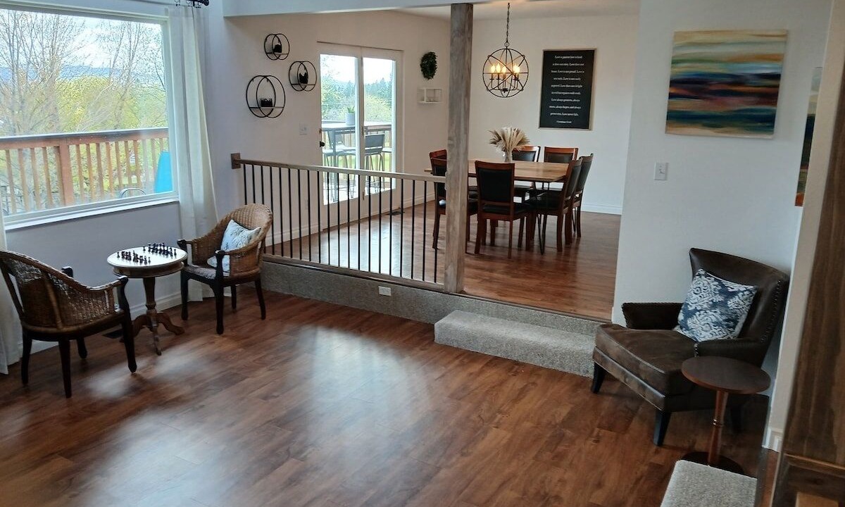 Photo of Others in Mica