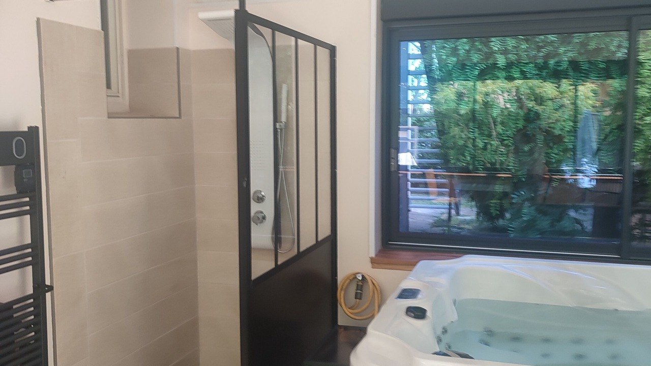 Photo of Bathroom in Montauban