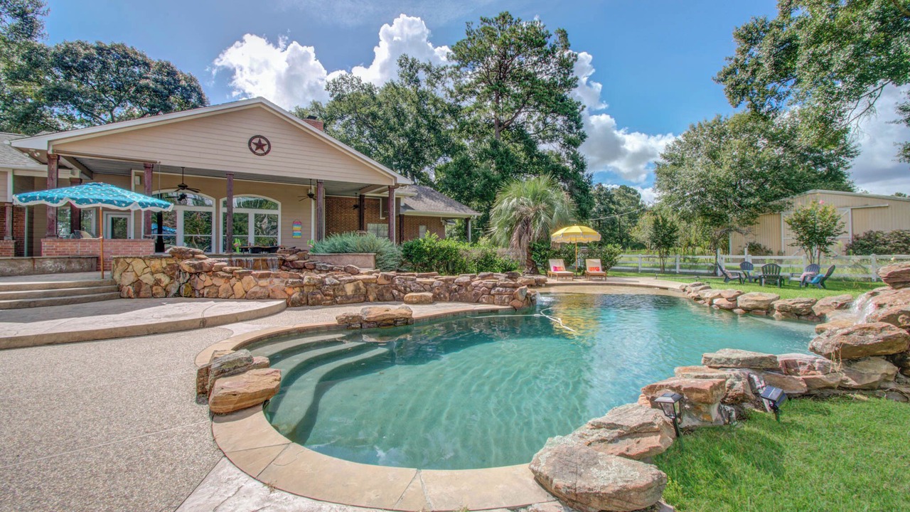 Photo of Outdoor in Conroe
