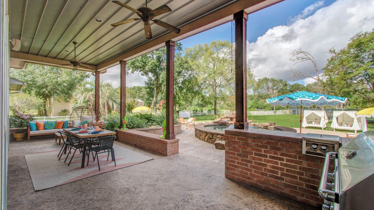 Photo of Outdoor in Conroe