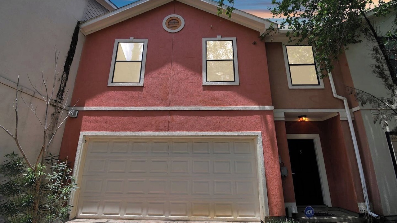 Photo of Outdoor in Northside
