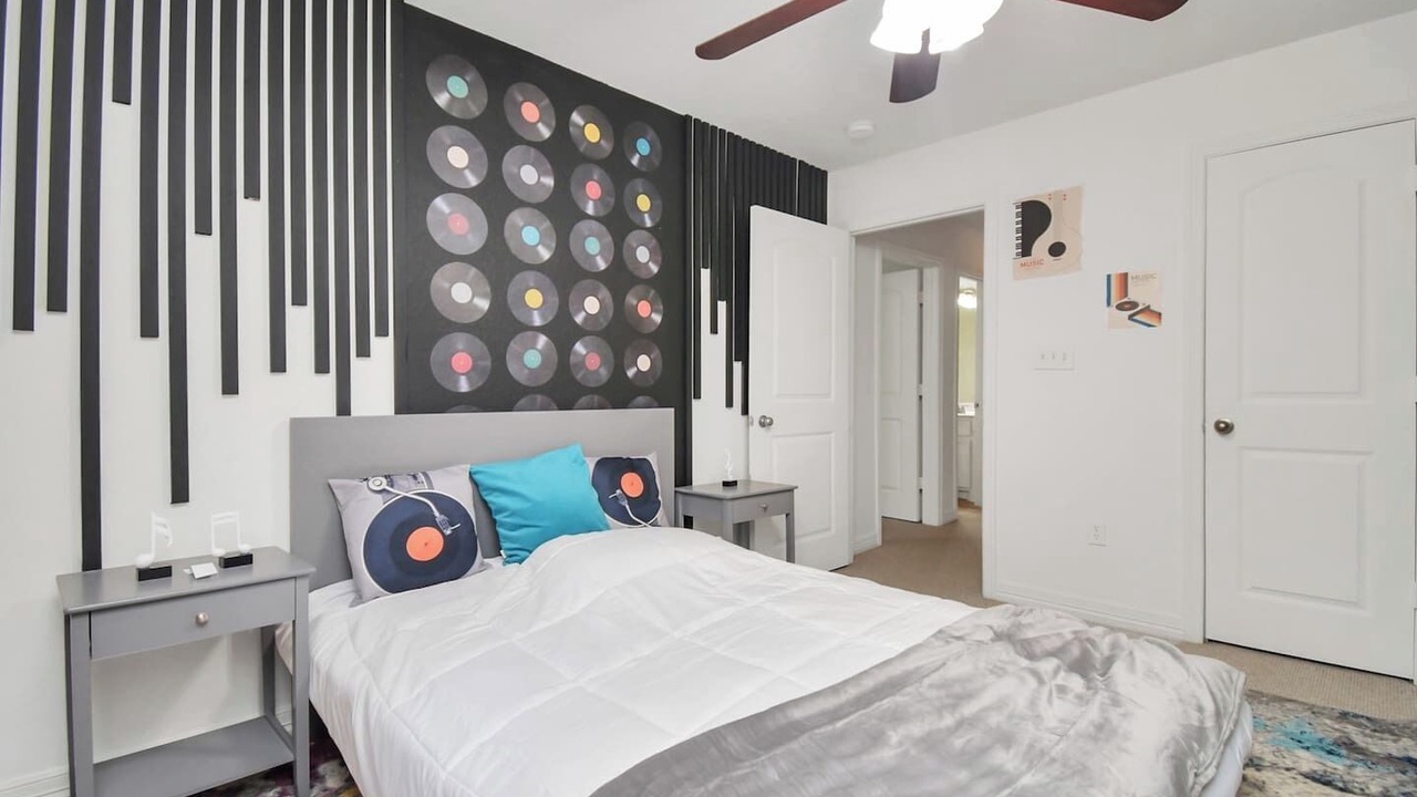 Photo of Bedroom in Northside
