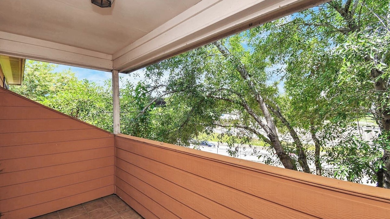 Photo of Outdoor in Northside