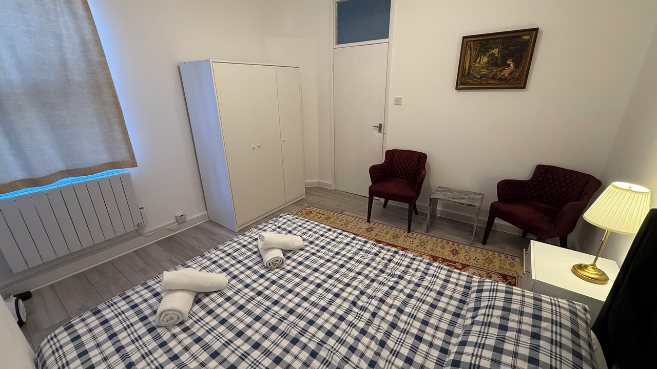 Photo of Bedroom in Enfield Highway