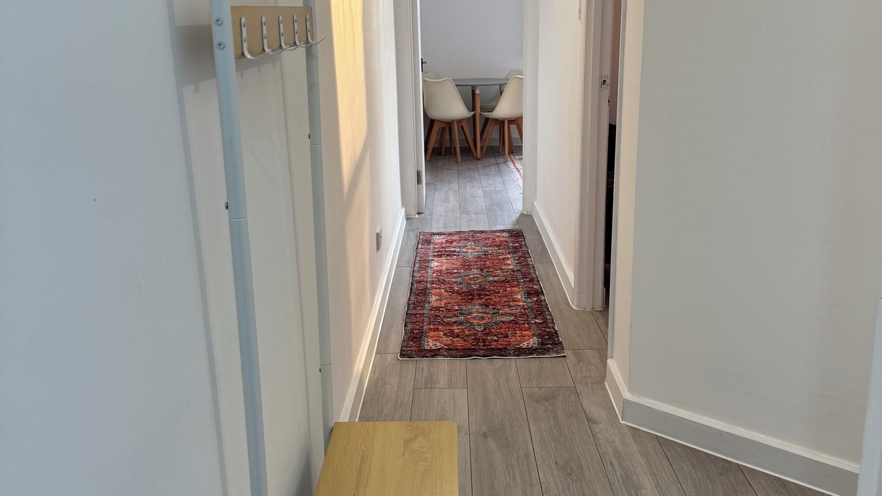 Photo of Others in Enfield Highway