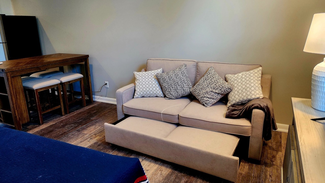 Photo of Livingroom in West Mystic