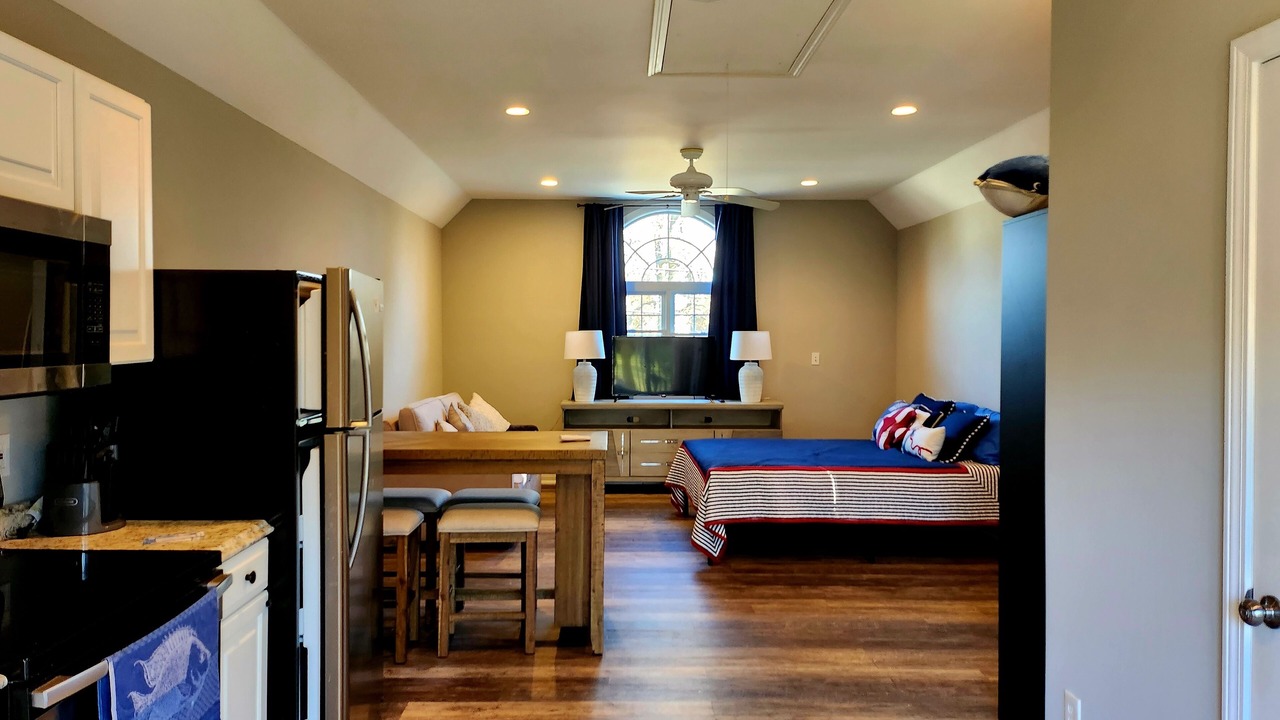 Photo of Bedroom in West Mystic