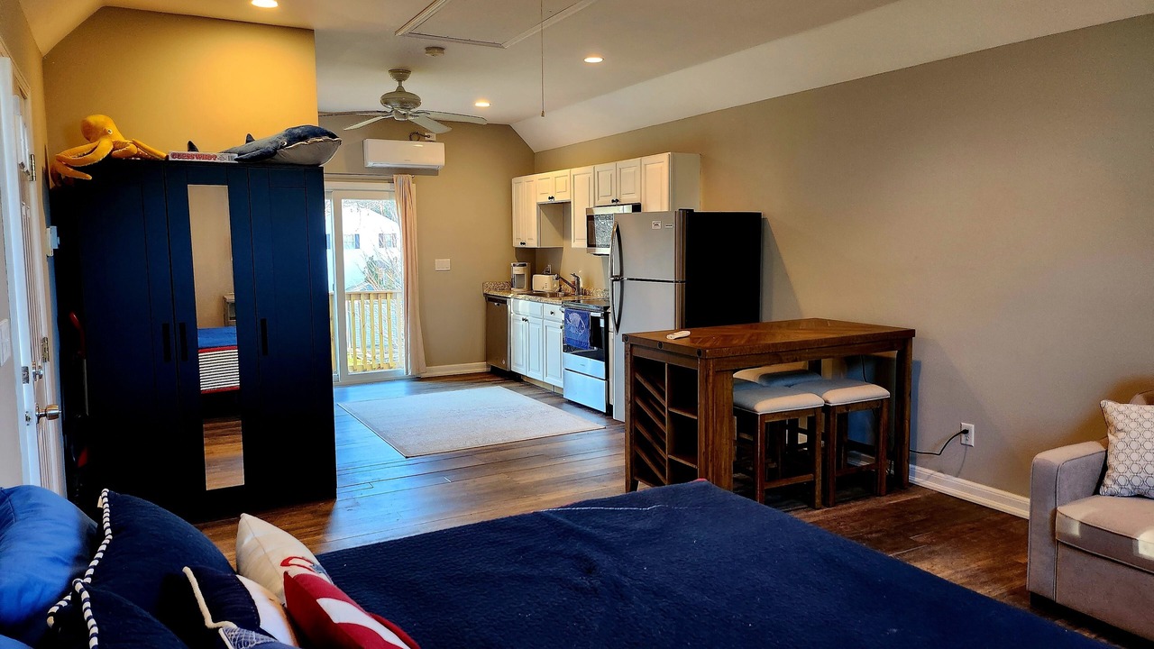 Photo of Bedroom in West Mystic