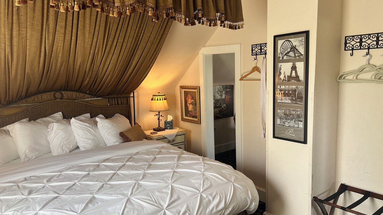 Photo of Bedroom in Grandview