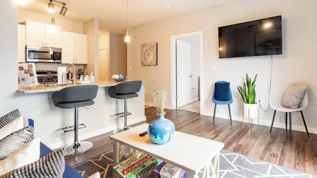 Photo of Livingroom in Inman Park
